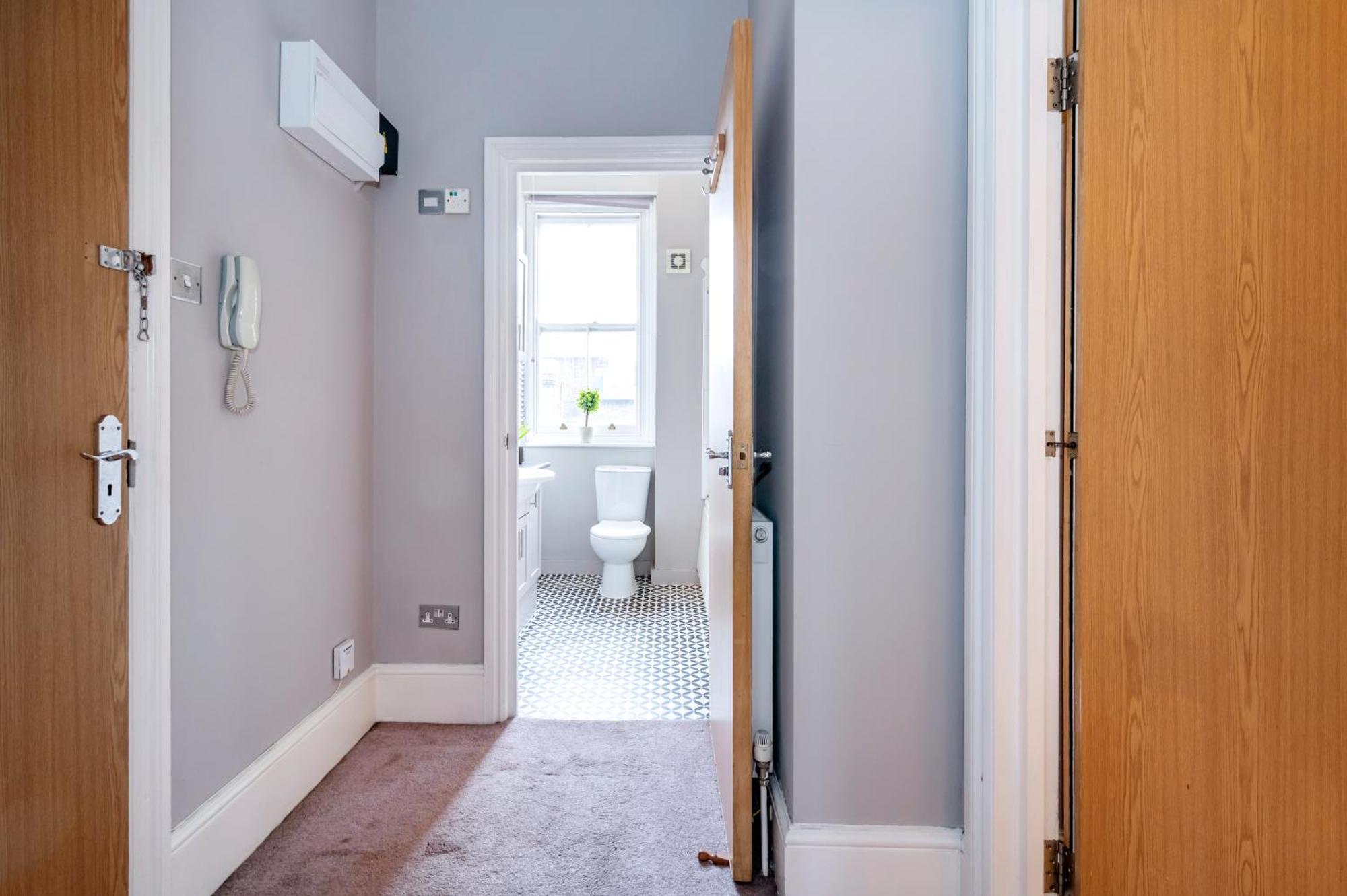 Large 1 Bedroom In Center Of London 3 Zewnętrze zdjęcie